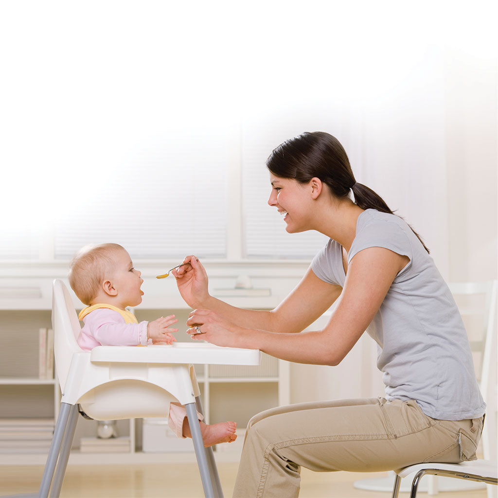 Introduce Solids to Baby - Starting Solids