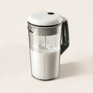 Breastmilk and Formula Portable Mixer Pitcher